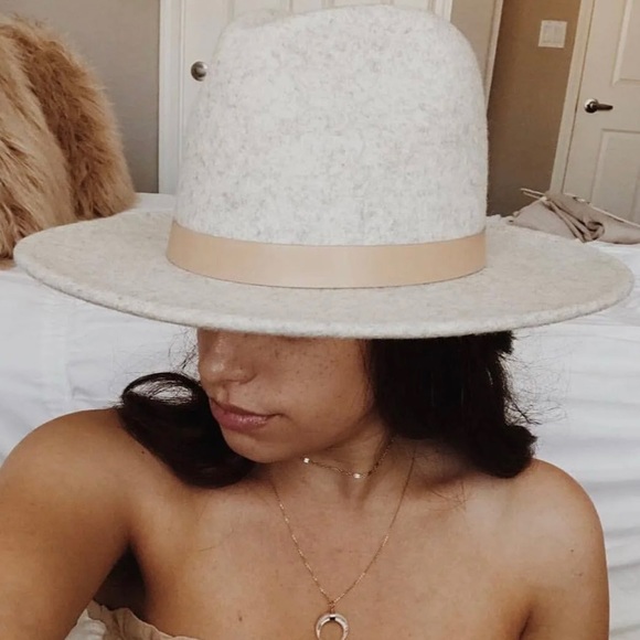 Lack of Color Fedora in style “The Mack”. Various Sizes. Neutral color - Picture 3 of 14